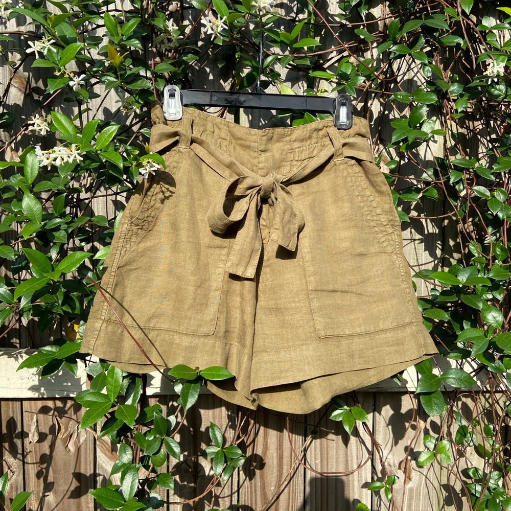 Joie Daynna Belted Linen Shorts